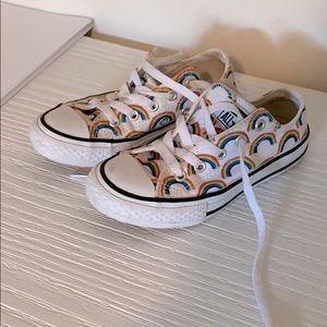 Converse rainbow shoes